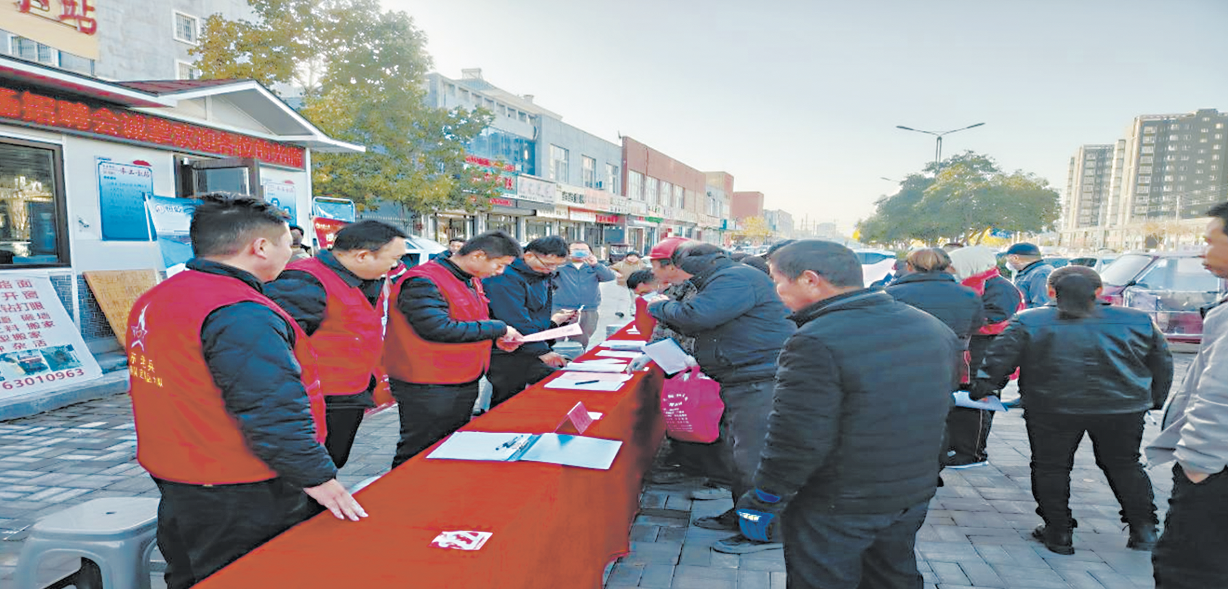 招聘會(huì)為退役軍人就業(yè)“鋪路搭橋”