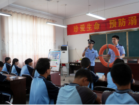 警醫(yī)聯(lián)動開展防溺水宣傳